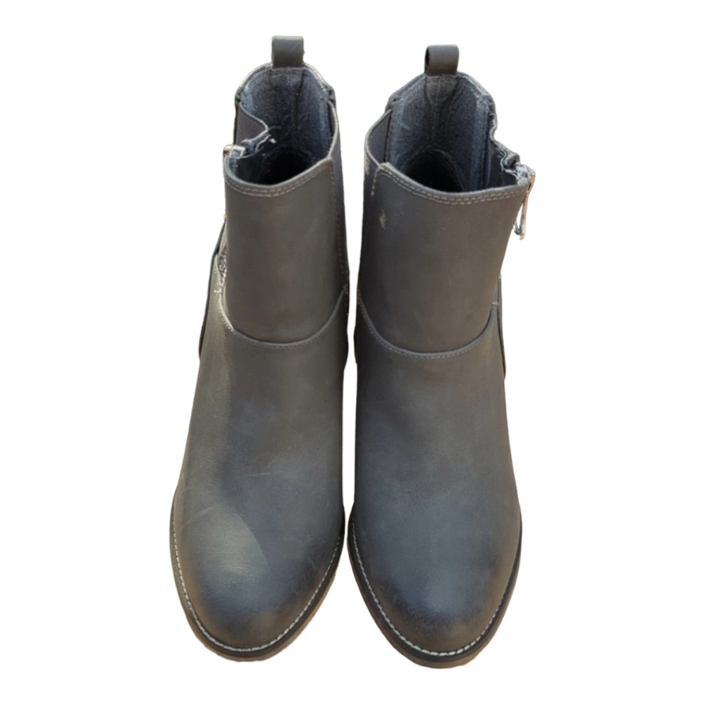 Aldo Women size‎ 8.5 Heeled Booties